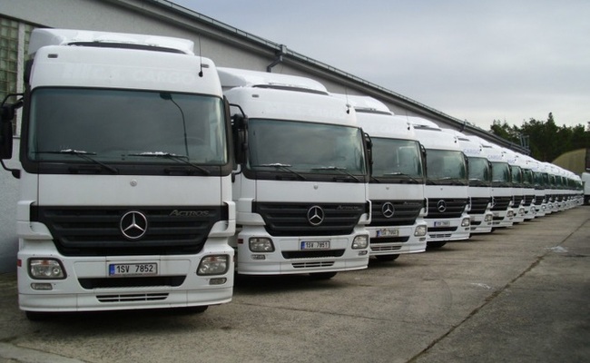 nákladní vozy Mercedes